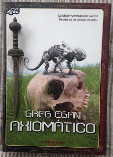 Portada del libro Axiomático, de Greg Egan