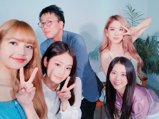 180828 [WATCH] BLACKPINK on  LINE LIVE(ライン ライブ)公式 ‏