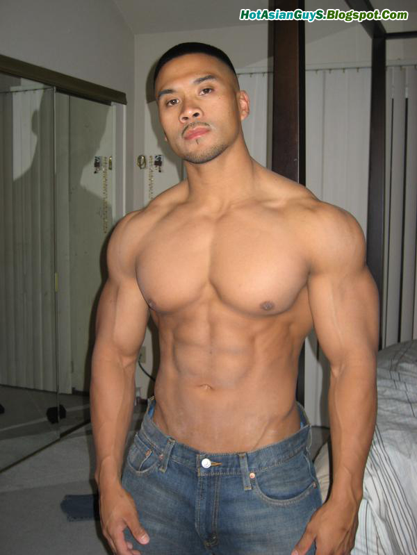 Hot Asian dudes with 6 packs