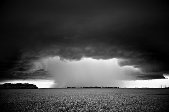 Mitch Dobrowner fotografia tempestades tornados preto e branco natureza impressionante chuva torrencial