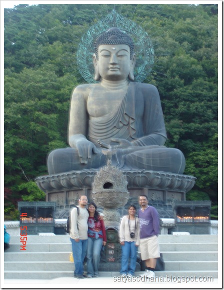 Statue of Lord Budhha, soraksan,S.Korea