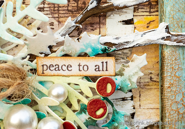 Layers of ink - Christmas Bird Frame Tutorial by Anna-Karin Evaldsson. Layering Sizzix die cuts.