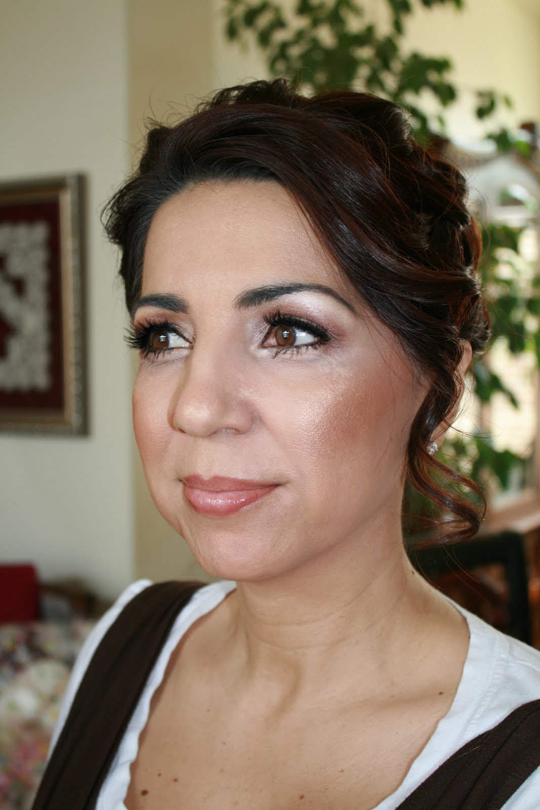 Wedding Makeup Looks For Brunettes With Brown Eyes  sparkly browns to show off those big brown eyes she was breathtaking