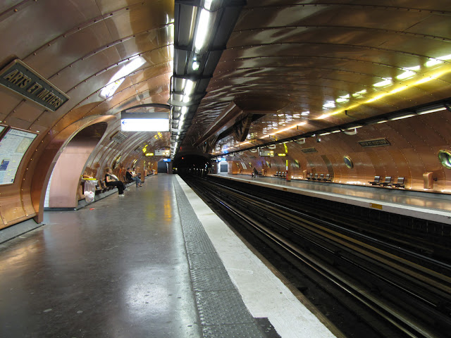 Arts et Métiers, métro station, Line 11, Paris