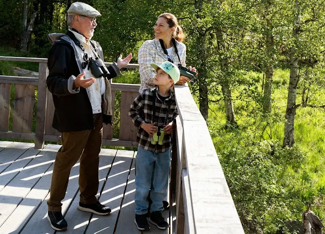 Crown Princess Victoria and Prince Oscar scouted for animals and birds at the wetlands Lillsjön, Laduviken and Läppkärret