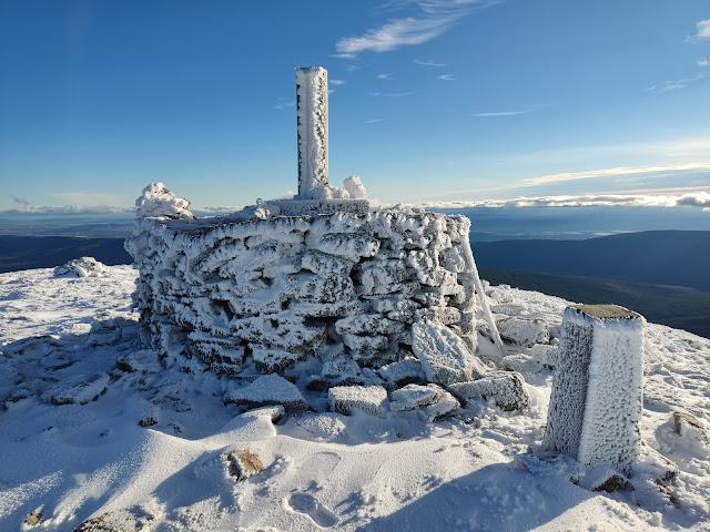 Circular al Pico Tres Provincias o Cebollera Vieja (2.142 m), Peña de Santosenarrio (2.054 m) y Pico Telégrafo (2.081 m)