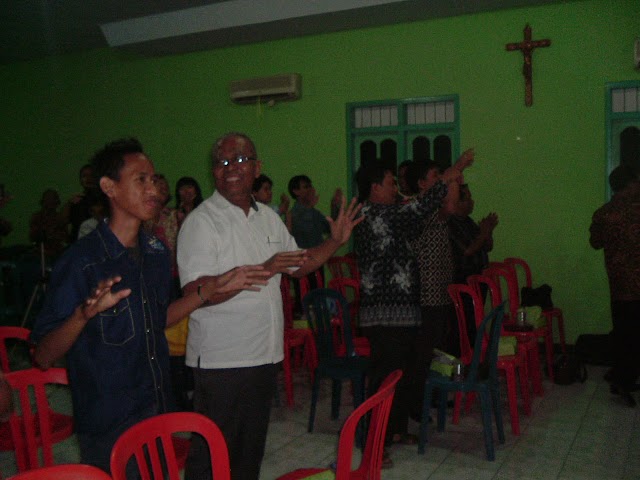 SEMINAR "MENAKLUKAN GONCANGAN EKONOMI"