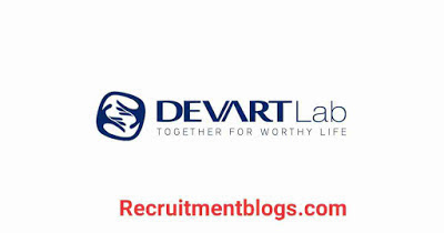 Diagnostics specialist in DevartLab