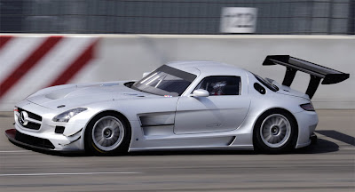 Mercedez Benz SLS