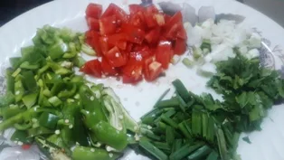 finely-chop-veggies