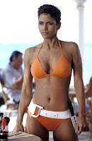 Halle Maria Berry-klikonnes.blogspot.com