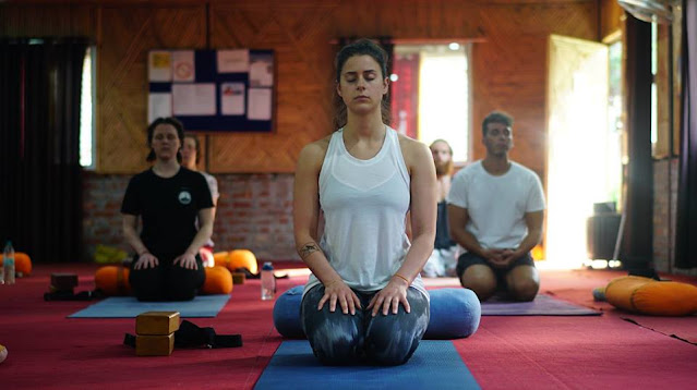 200-Hour Yoga TTC in Rishikesh