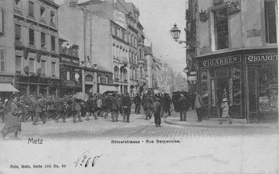 CPA rue Serpenoise Metz