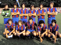 F. C. BARCELONA - Barcelona, España - Temporada 1982-83 - Urruticoechea, Alexanco, Moratalla, Víctor, Gerardo, Migueli; Esteban, Simonsen, Quini, Maradona y Carrasco - MEPPEN 0, F. C. BARCELONA 5 (Maradona, Quini, Simonsen, Morán y Víctor) - 05/08/1982 - Partido amistoso de pretemporada - Meppen (Alemania), Mep Arena - Primer partido de Pretemporada - El Barsa sería 4º en la Liga, con Lattek, Romero y Menotti de entrenadores