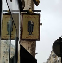 Honest Lawyer, French cafe