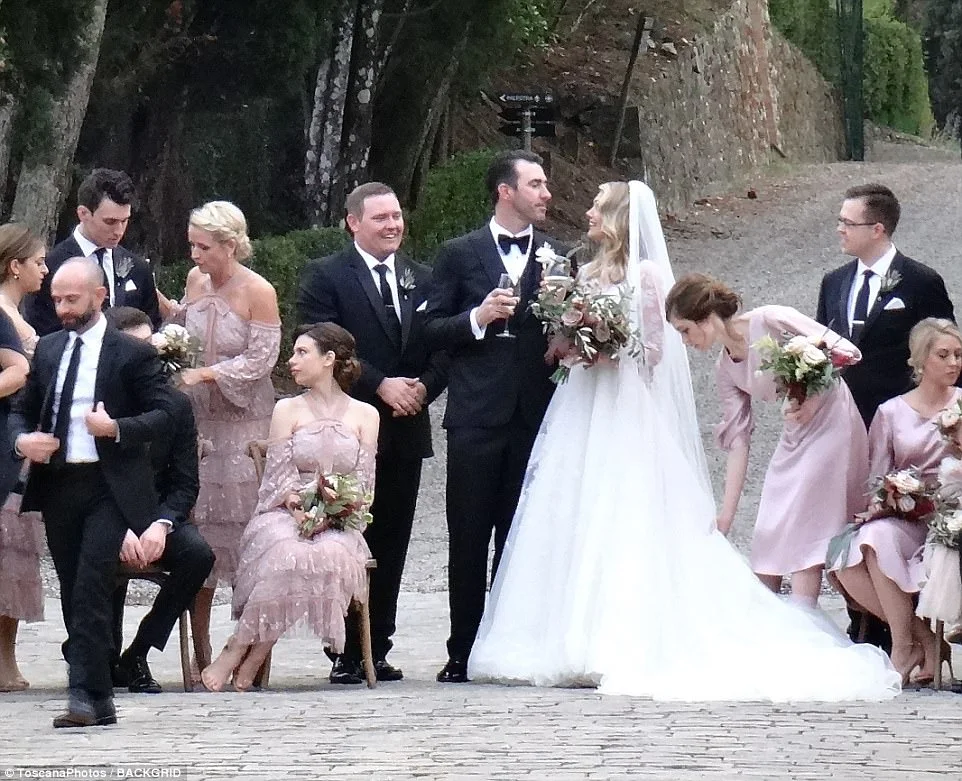 Kate Upton ties the knot with Justin Verlander in Italy