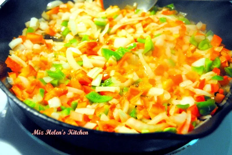 Baked Creamed Skillet Corn at Miz Helen's Country Cottage