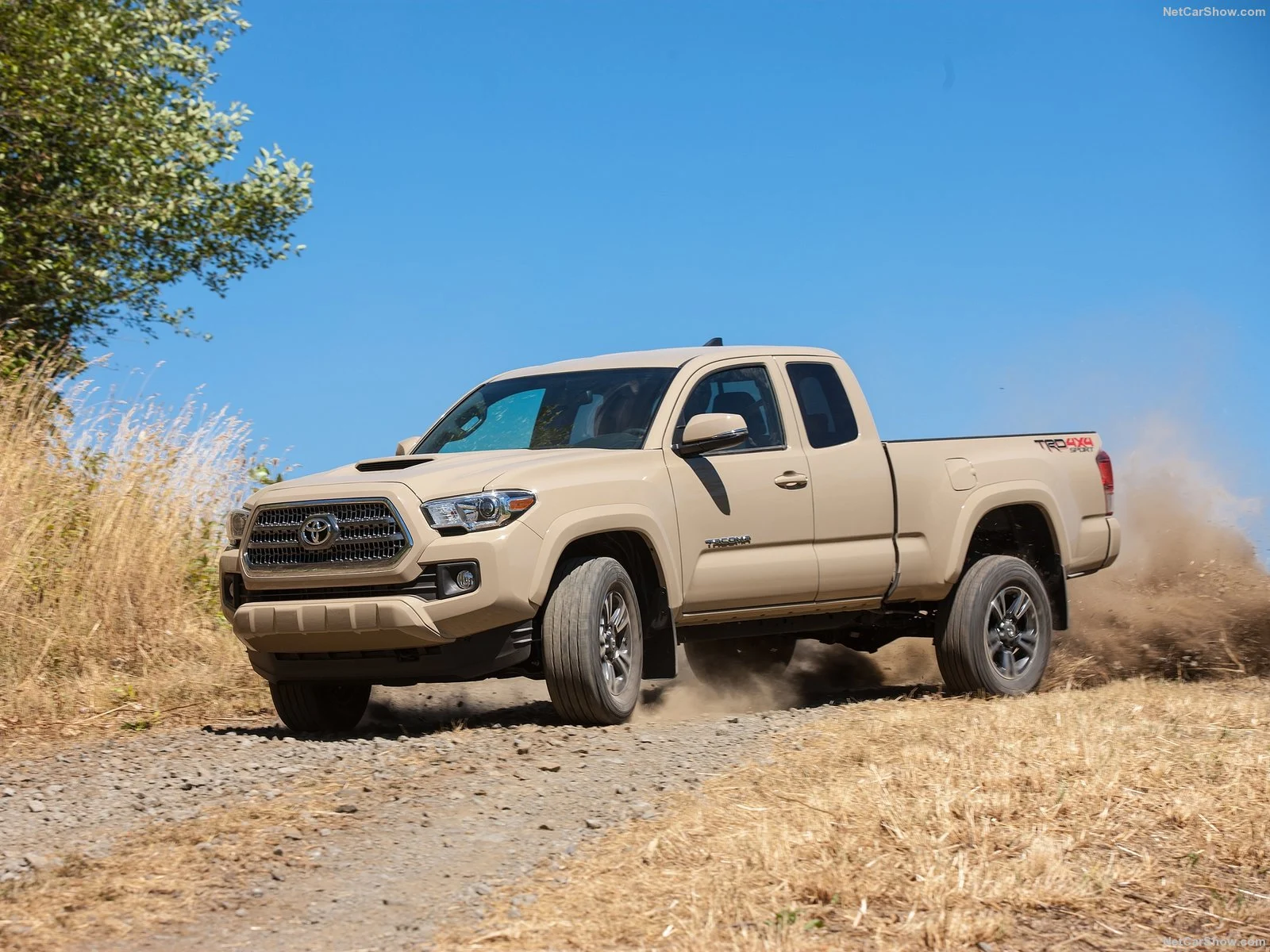 Hình ảnh xe ô tô Toyota Tacoma 2016 & nội ngoại thất