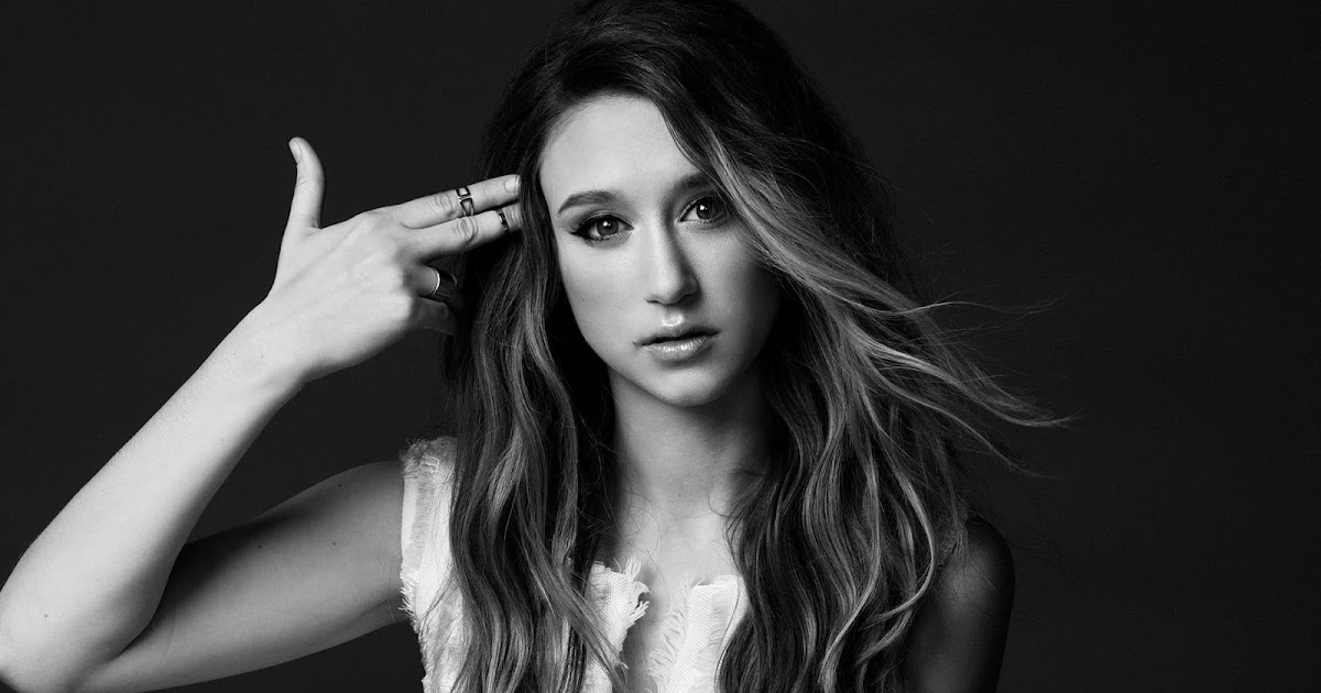 The Movie Sleuth: News: Taissa Farmiga To Play The Nun in 