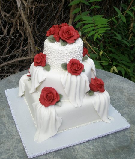 Red Sugar Rose Wedding Cake hand scultped roses by Donna Joy
