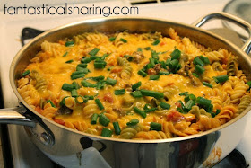 One Pot Cheeseburger Casserole | Dirty just one pot with this delicious #recipe