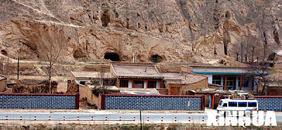 Poverty-hiding Walls in Gansu