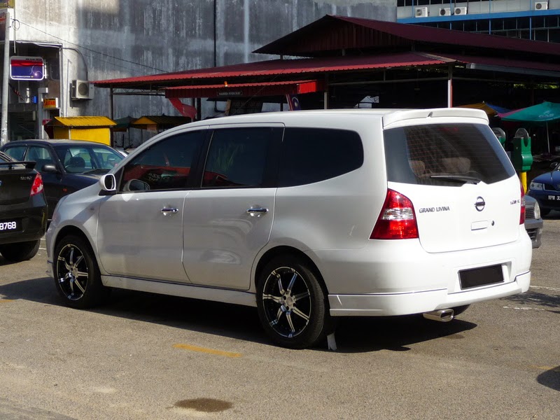 Dunia Modifikasi: Modifikasi Mobil Nissan Grand Livina Terbaru