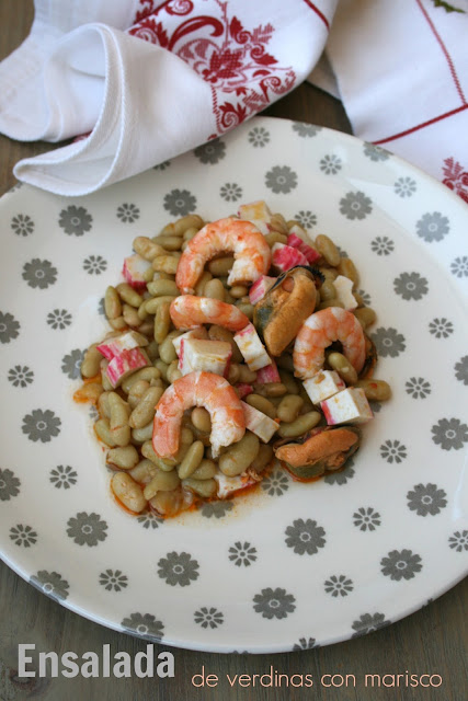 Ensalada de verdinas con marisco