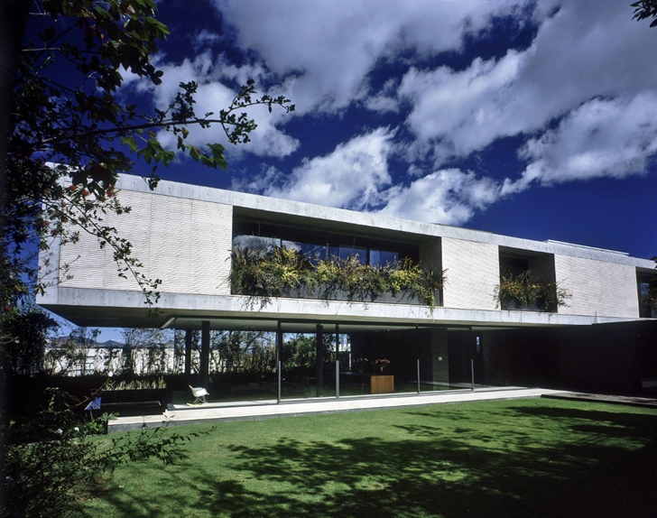 House La Punta by Central de Arquitectura 