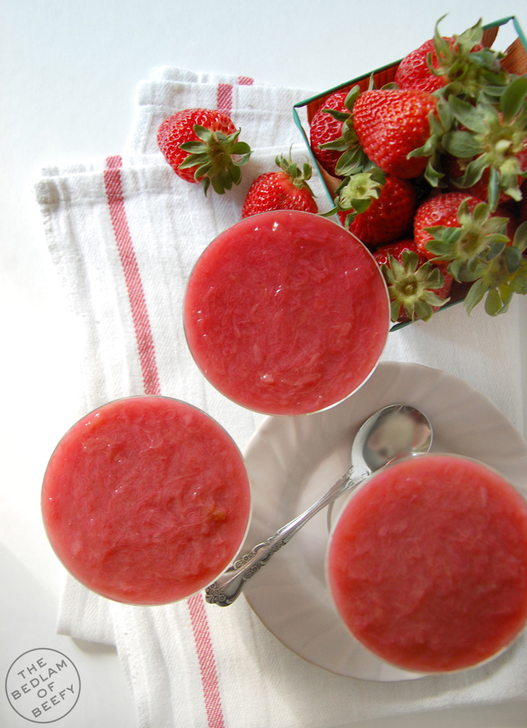 Strawberry Panna Cotta with Rhubarb Compote | The Bedlam of Beefy