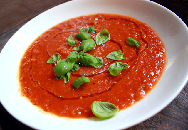 Oppskrift Hjemmelaget Tomatsuppe Plommetomater Hvordan Flå Tomater