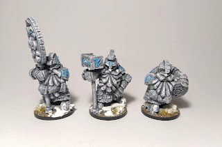 MOM-Steingolems