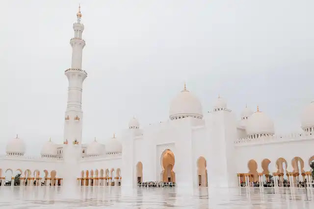 50 Fascinating Facts about Sheikh Zayed Grand Mosque - An Architectural Marvel of UAE