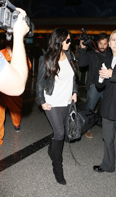 Kim Kardashian Leather Jacket 3 - style-kim.blogspot.com