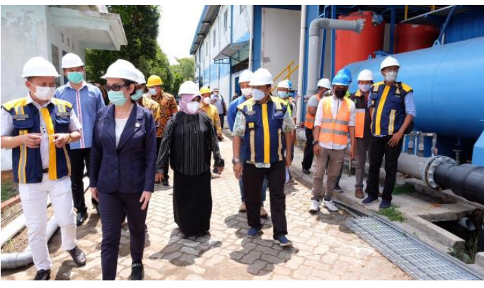Anggota Komisi V DPR RI Cen Sui Lan Meninjau Pengelolaan Sea Water Reverse Osmosis di Batu Hitam
