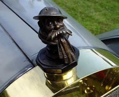 Hilarious Hood Ornaments Seen On www.coolpicturegallery.us