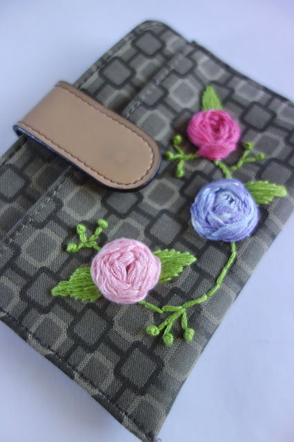 embroidery, embroidered wallet, blah to TADA, sewing crafts, floral embroidery, flowers, Nine West wallet, 3-D embroidery