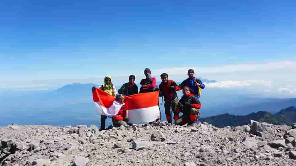 Puncak Gunung Semeru