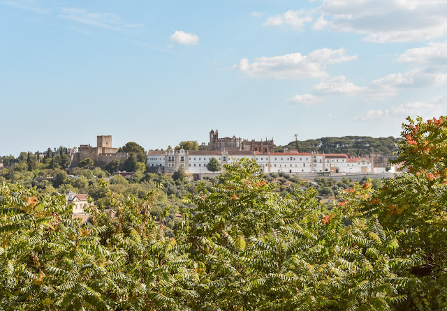 Vista para o Castelo de Tomar e Convento de Cristo