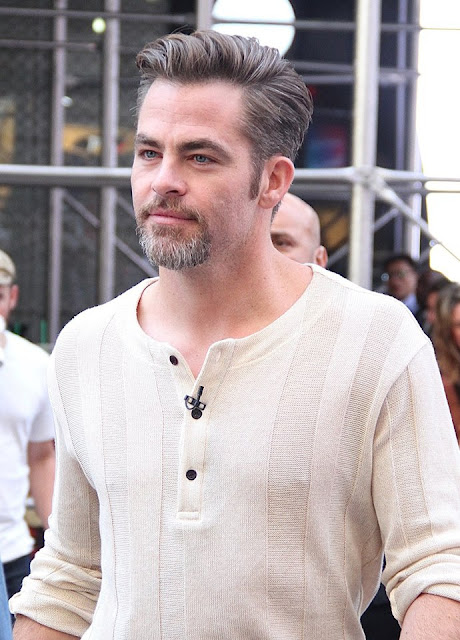 Chris Pine Profile Pics Dp Images