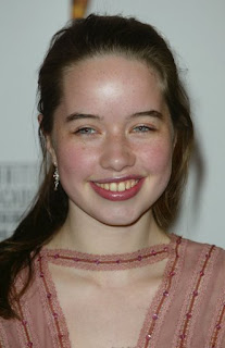 Anna Popplewell boring smile