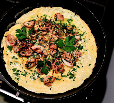omelette aux encornets à la persillade