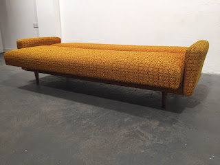 Original Compulsive Design - Mid Century Sofabed