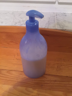 Eau nettoyante pour bébé,  recette de Marie Perarnau de la maison des maternelles