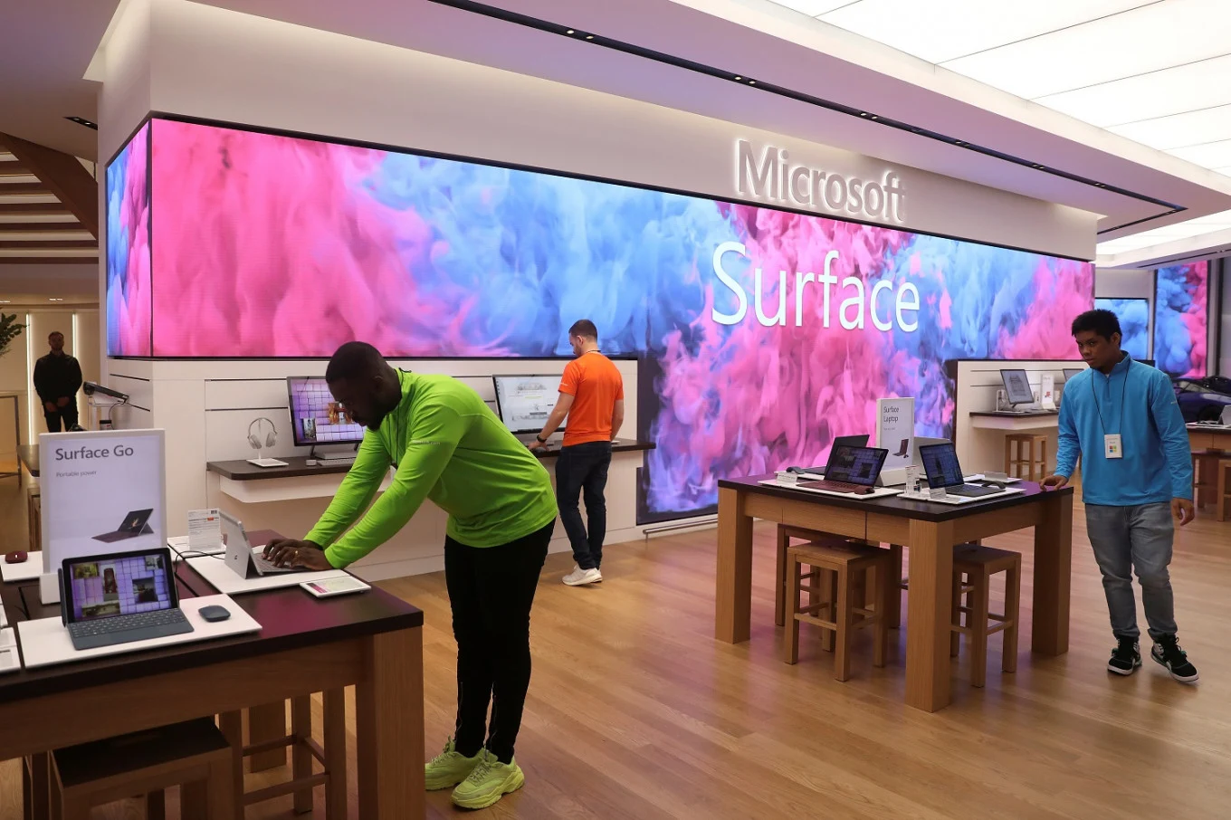 Microsoft chiude definitivamente tutti i suoi Store fisici