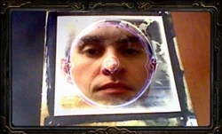 Seu rosto aparecerá no Diary of Faces... não vá estragar o livro com sua "beleza"...
