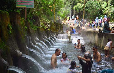 Pemandian Air Panas Guci Tegal, Lokasi, Rute, Tiket Masuk