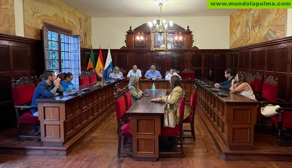 El Ayuntamiento de Los Llanos de Aridane mueve más de 300.000 euros presupuestariamente para alcanzar su objetivo de cumplir con las empresas del municipio