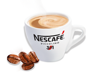 NESCAFÉ lansează prima cafea 3in1 scurtă - PICCOLINO