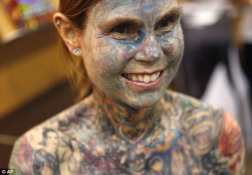 Most tattooed woman in the world 6 Photos 